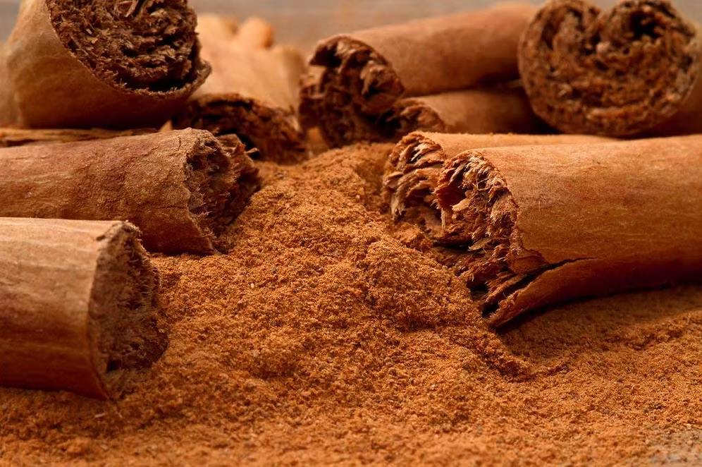 Superfood ingredients and natural wellness products